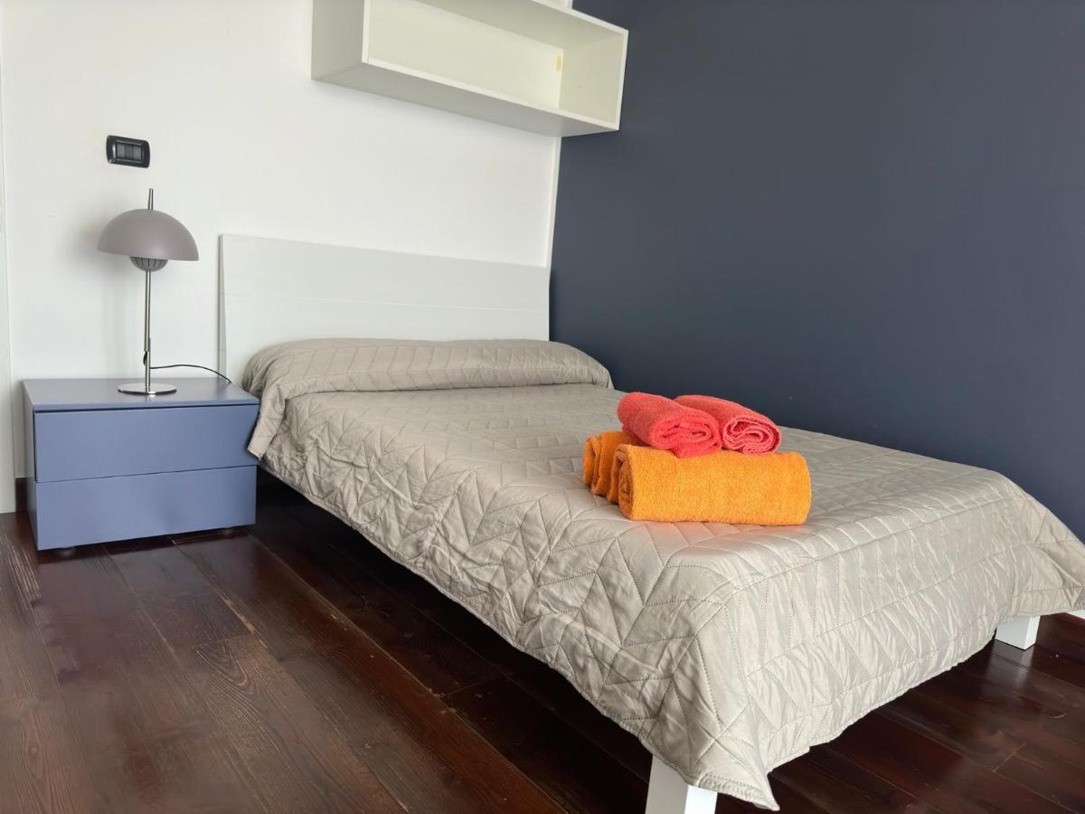 Cconforthotels Appartamento Skyline Bari Luaran gambar